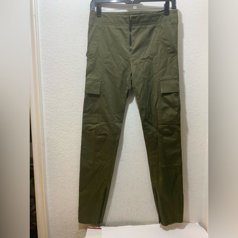 TOM FORD army green skinny pants in size 38 Italy